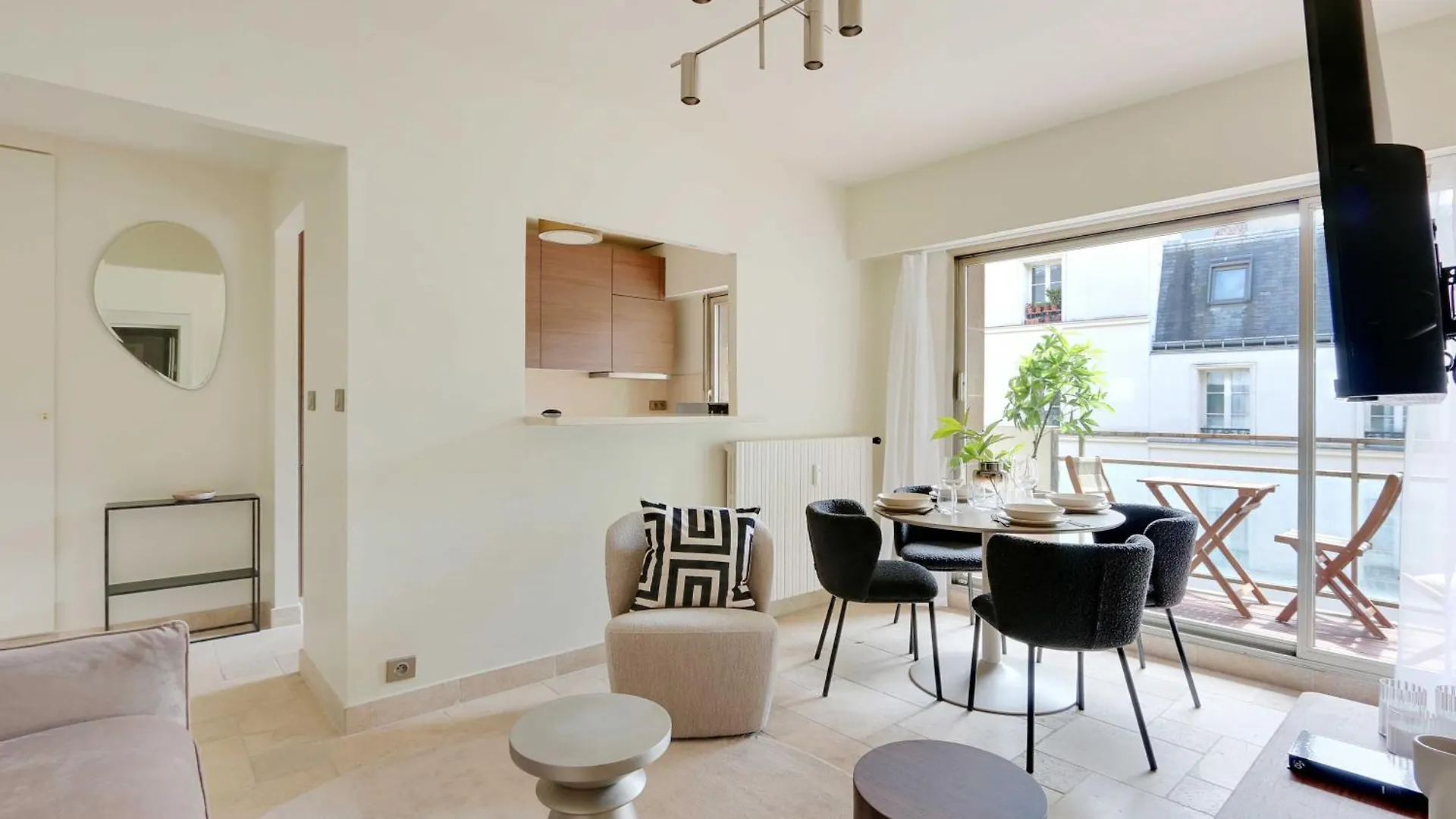 Chic Apartment - 1Br-4P - Place Des Vosges Paris