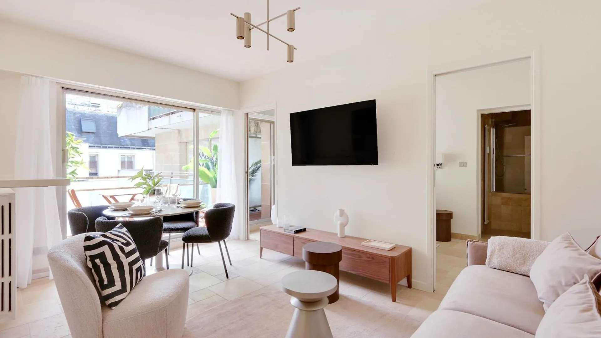 Chic Apartment - 1Br-4P - Place Des Vosges Paris