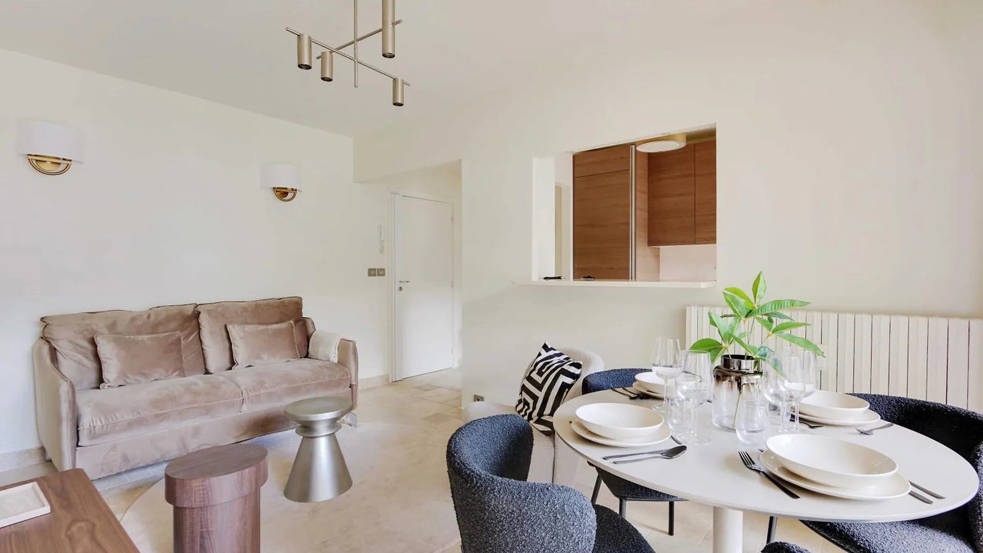 Chic Apartment - 1Br-4P - Place Des Vosges Paris 0*,  Frankreich